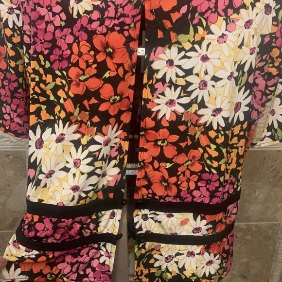 K Woman Colliction. Sz 20W. Short Sleeve Shirt. Open Back Seam w Buttons. B52 - Picture 8 of 9